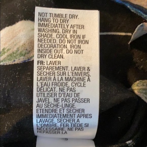 NWT - Roxy Black Long Sleeve Blouse Flower Pattern - Picture 7 of 11